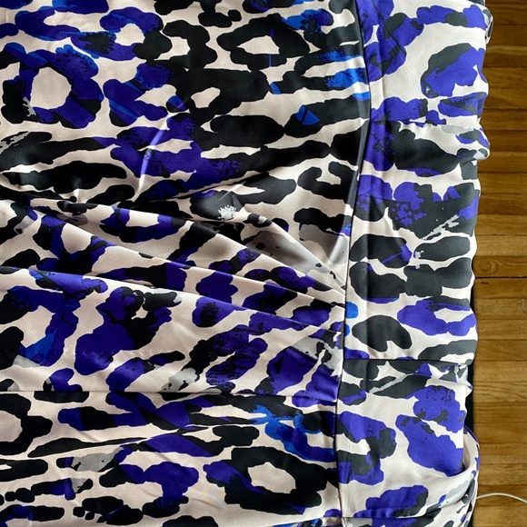 Julie Dillon Flutter Sleeve Leopard Print Cocktail Dress - 8 - Picture 5 of 5